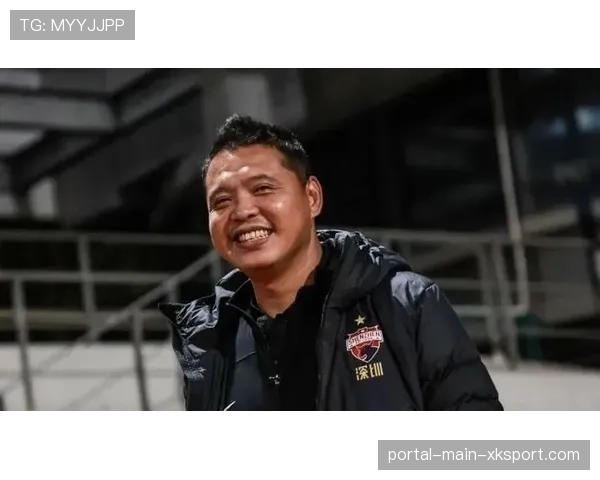 梅州客家举办赛前新闻发布会,主帅确认将沿用稳固防守的战术思路 梅州客家举办赛前新闻发布会,主帅确认将沿用稳固防守的战术思路